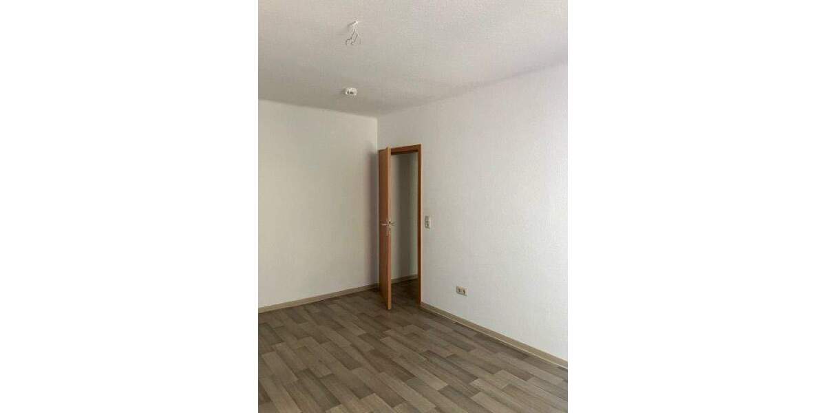 Etagenwohnung Lauta Torno - 2 Zimmer, 60 m&sup2;, 360&euro; | Angebot:25694755