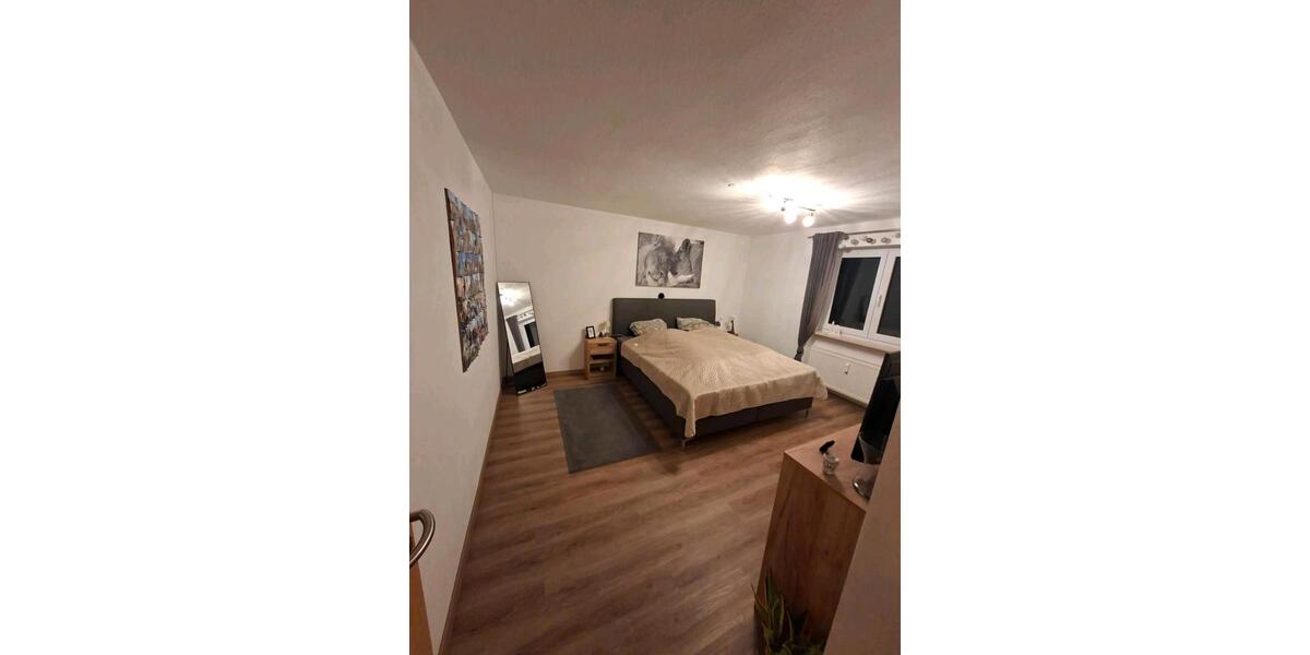 Kurzzeitvermietung (von 01.08.26 - 31.03.2027) 4 zimmer