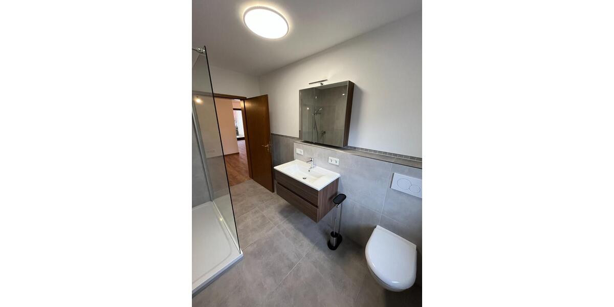 Etagenwohnung Bad Kissingen - 4 Zimmer, 115 m&sup2;, 1.200&euro; | Angebot:25637742