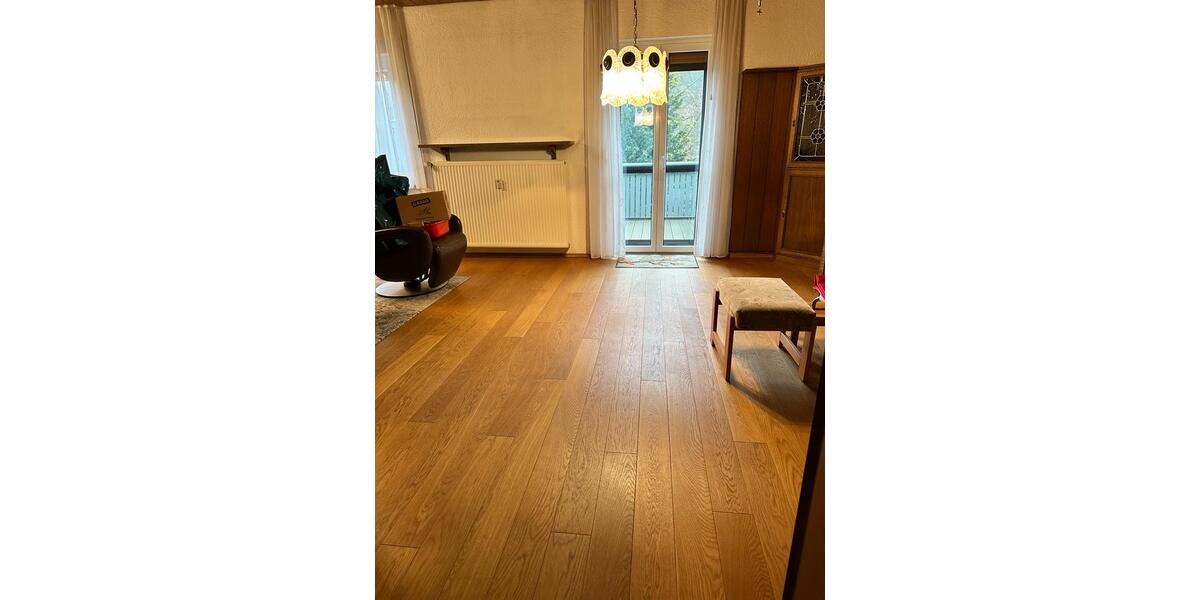 Etagenwohnung Wunsiedel - 4 Zimmer, 124 m&sup2;, 950&euro; | Angebot:25044846