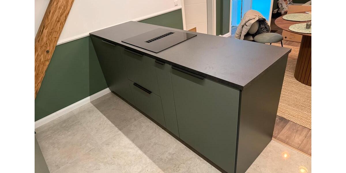 Dachgeschoßwohnung Graben-Neudorf Neudorf - 2.5 Zimmer, 80 m&sup2;, 1.230&euro; | Angebot:24441389