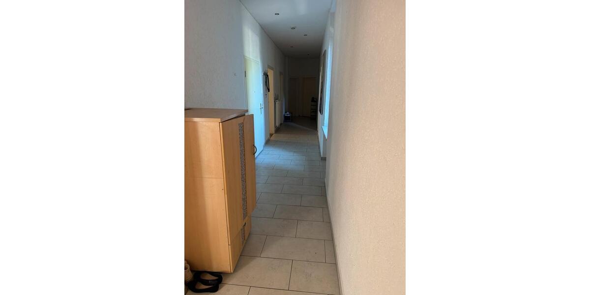 Etagenwohnung Ludwigshafen am Rhein - 1 Zimmer, 20 m&sup2;, 370&euro; | Angebot:26704246