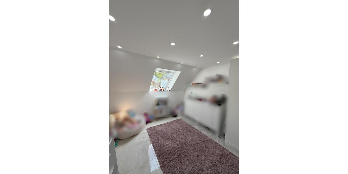 Etagenwohnung Bünde - 4 Zimmer, 130 m&sup2;, 1.800&euro; | Angebot:26349050