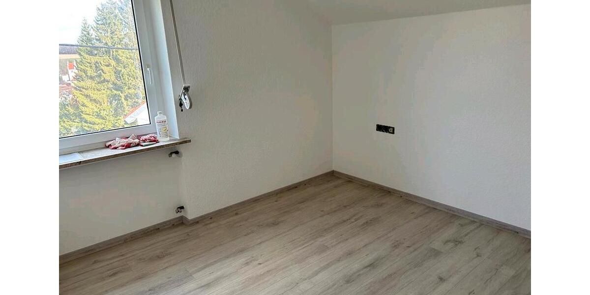 Dachgeschoßwohnung Biberach an der Riß - 3 Zimmer, 80 m&sup2;, 800&euro; | Angebot:26613933