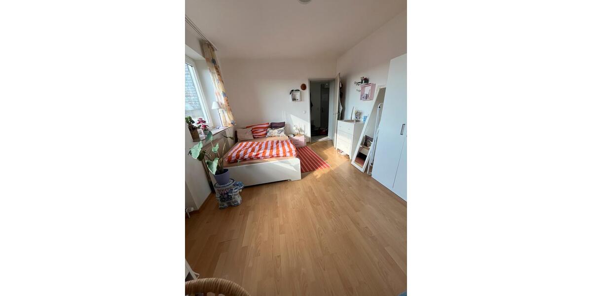 Wohnen auf Zeit Siegen Weidenau - 1 Zimmer, 14 m&sup2;, 350&euro; | Angebot:26040185