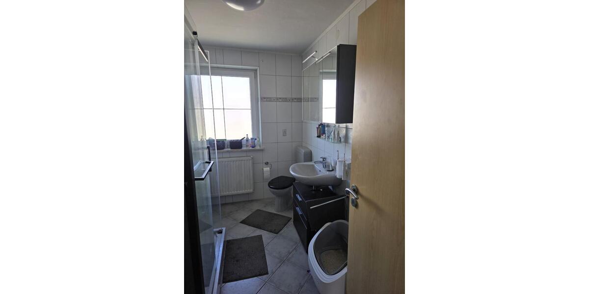 Etagenwohnung Triftern - 4 Zimmer, 115 m&sup2;, 850&euro; | Angebot:26649453