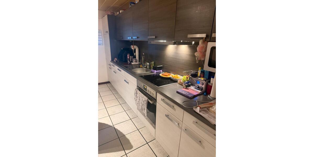 Etagenwohnung Hohn - 4 Zimmer, 110 m&sup2;, 990&euro; | Angebot:24590124