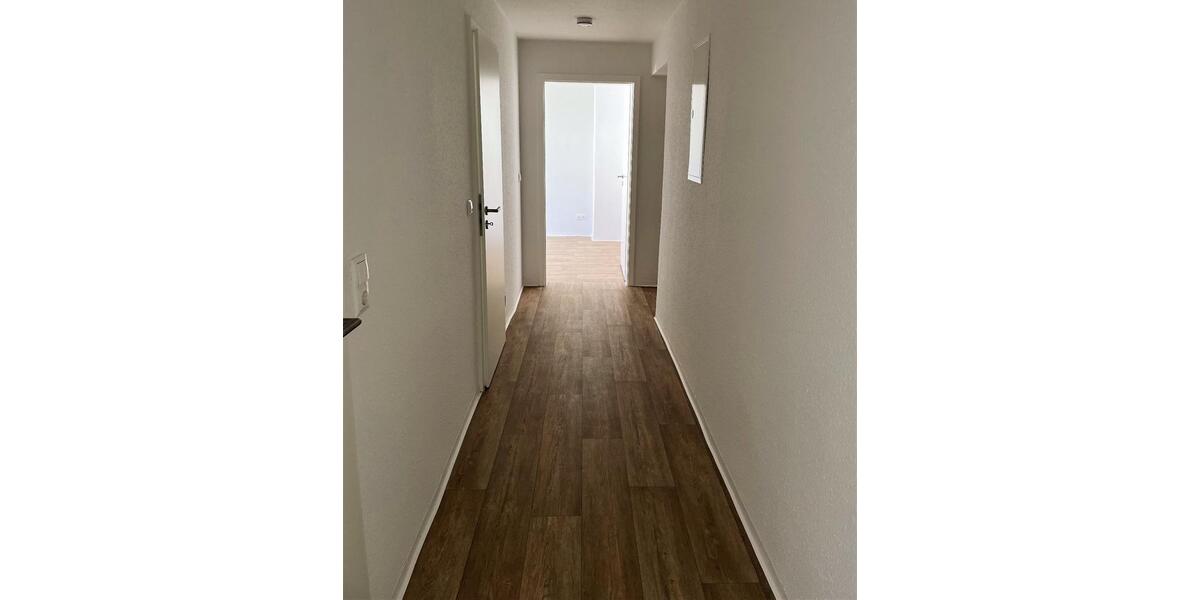 Etagenwohnung Weida - 3 Zimmer, 95 m&sup2;, 594&euro; | Angebot:21380005