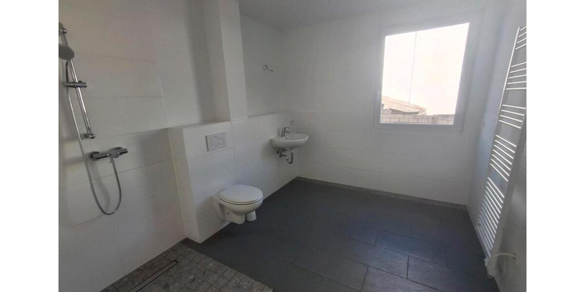 Terrassenwohnung Eisenberg (Pfalz) - 2 Zimmer, 75 m&sup2;, 1.250&euro; | Angebot:26030652