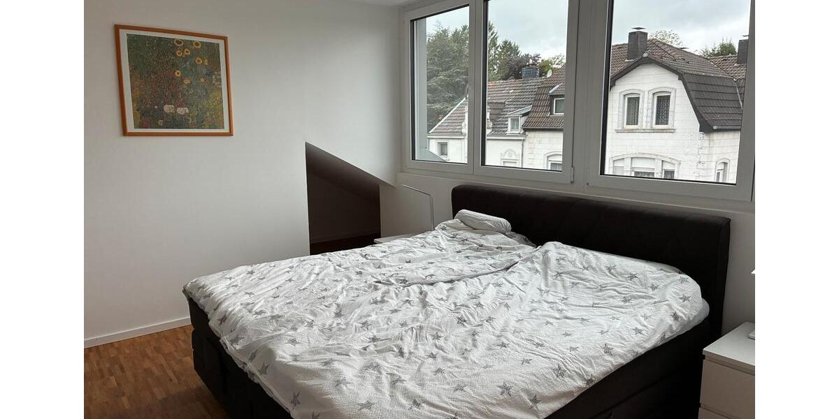 Dachgeschoßwohnung Aachen Aachen-Mitte - 2 Zimmer, 77 m&sup2;, 1.200&euro; | Angebot:26603554