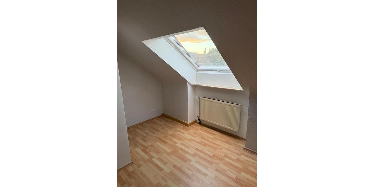 Dachgeschoßwohnung Mannheim Rheinau - 3 Zimmer, 70 m&sup2;, 800&euro; | Angebot:26699166
