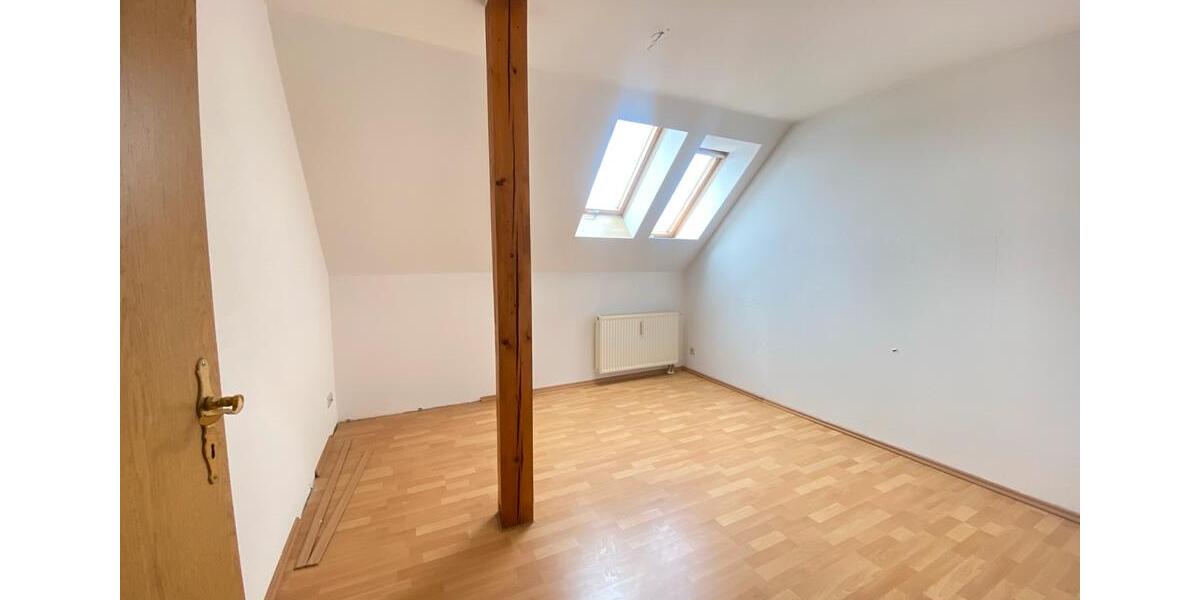 Dachgeschoßwohnung Gerbstedt - 4 Zimmer, 116 m&sup2;, 590&euro; | Angebot:22033397
