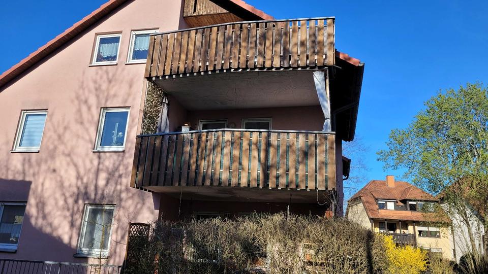 Dachgeschoßwohnung Bad Neustadt an der Saale - 3 Zimmer, 75 m&sup2;, 565&euro; | Angebot:26165800