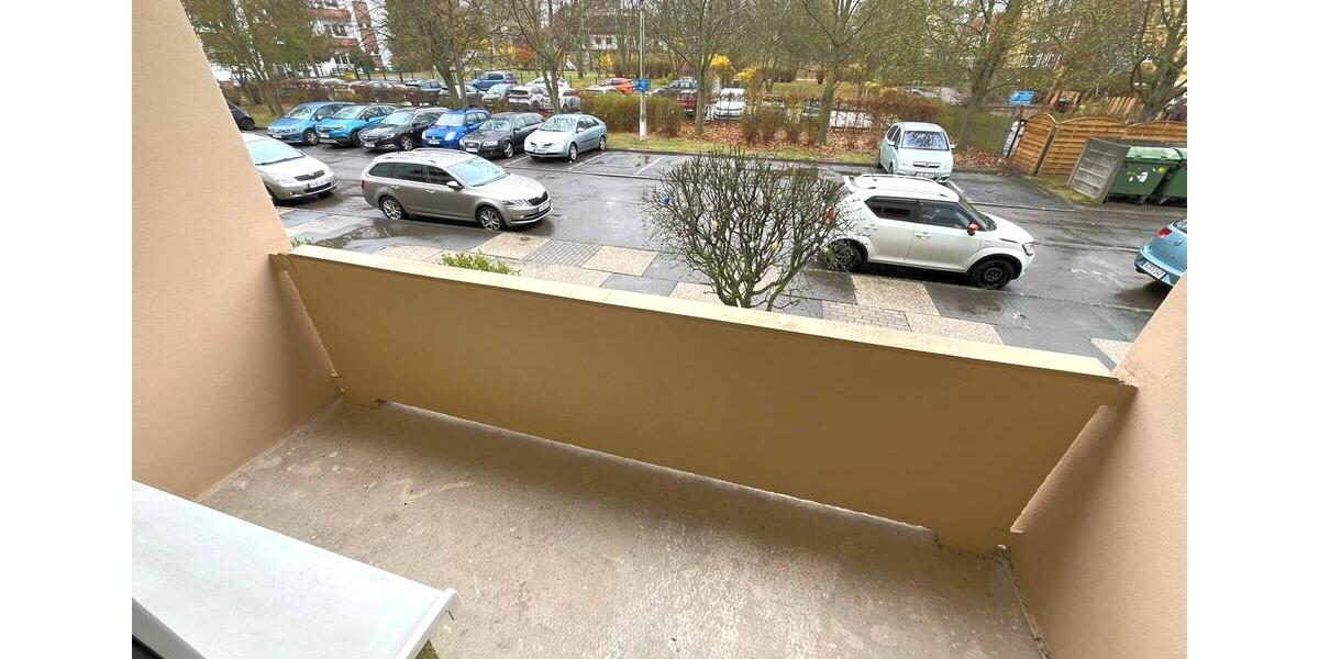 Erdgeschoßwohnung Gera Lusan - 3 Zimmer, 69 m&sup2;, 350&euro; | Angebot:25990363