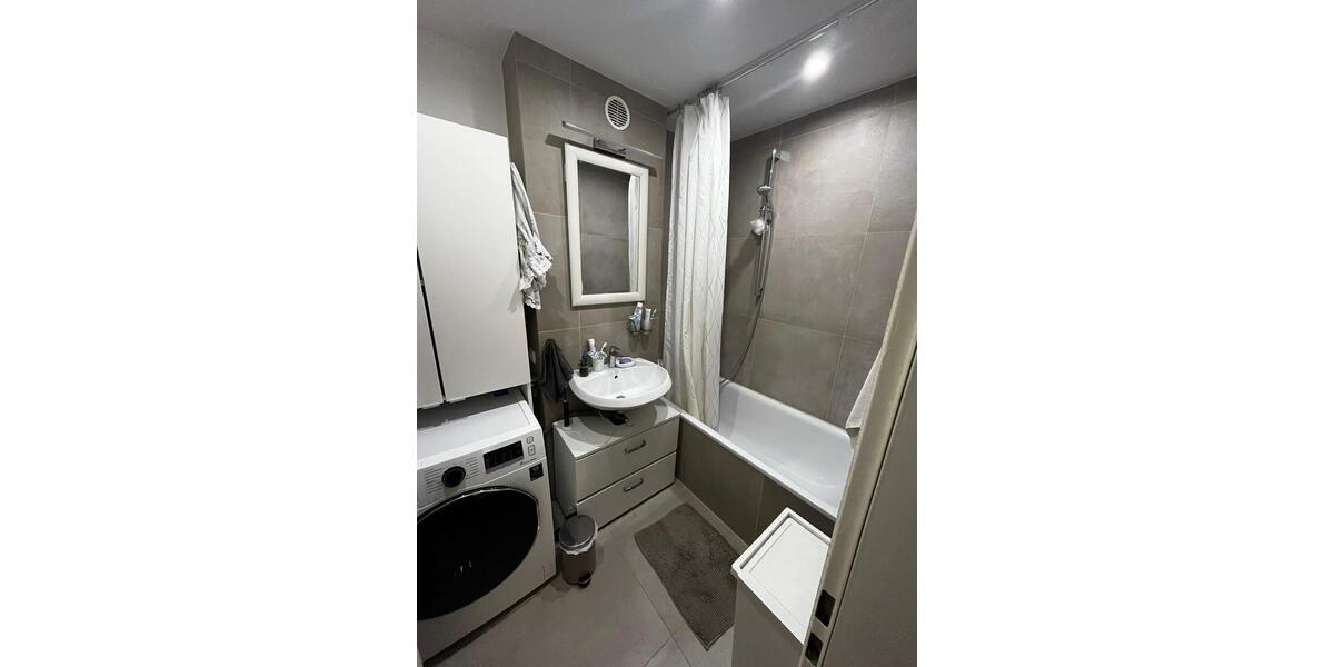 Etagenwohnung München Moosach - 1 Zimmer, 12 m&sup2;, 793&euro; | Angebot:25857788