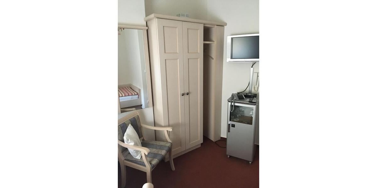 Etagenwohnung Bonn Bad Godesberg - 1 Zimmer, 25 m&sup2;, 590&euro; | Angebot:24867657