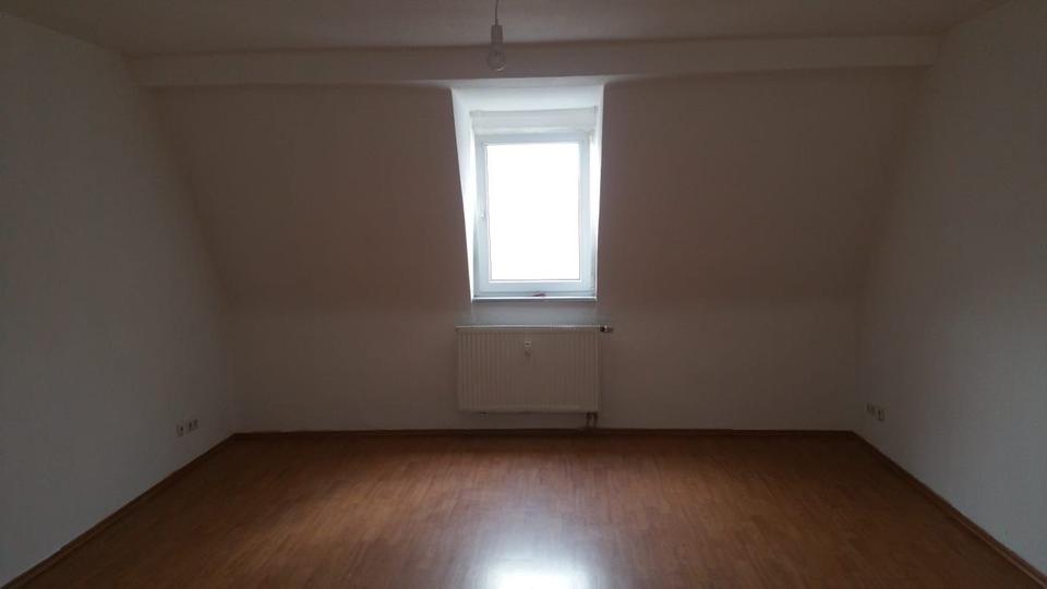 Etagenwohnung Remchingen - 3 Zimmer, 140 m&sup2;, 1.000&euro; | Angebot:26414160