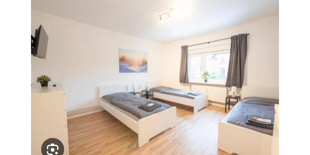 Wohnen auf Zeit Stuhr - 4 Zimmer, 120 m&sup2;, 50&euro; | Angebot:26419591