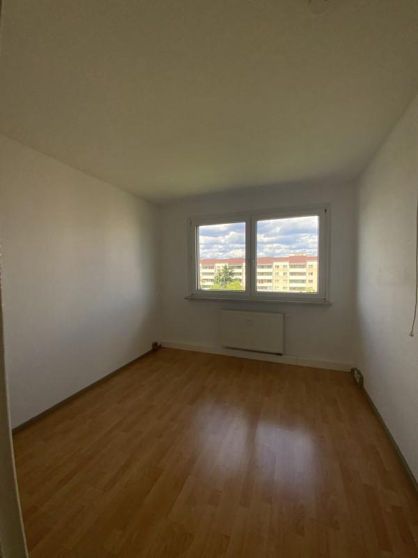 4 -Zimmerwohnung mit Balkon in ruhiger Wohnlage zimmer