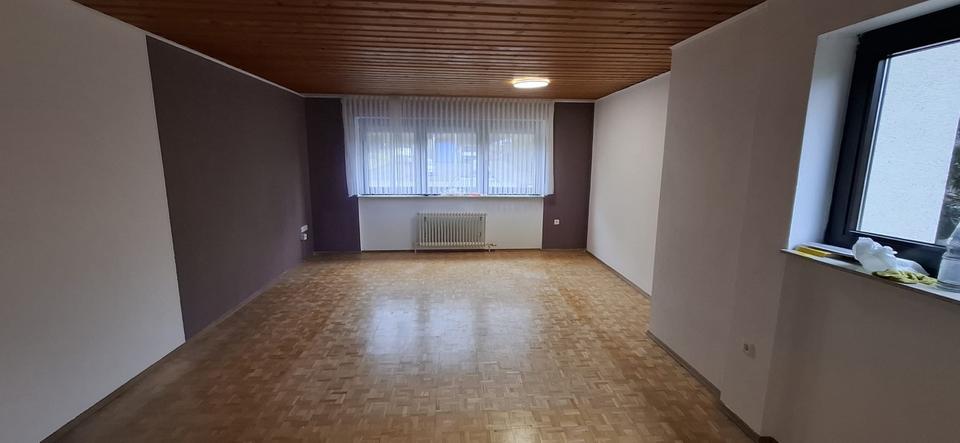 Erdgeschoßwohnung Queidersbach - 4 Zimmer, 107 m&sup2;, 1.200&euro; | Angebot:24748822