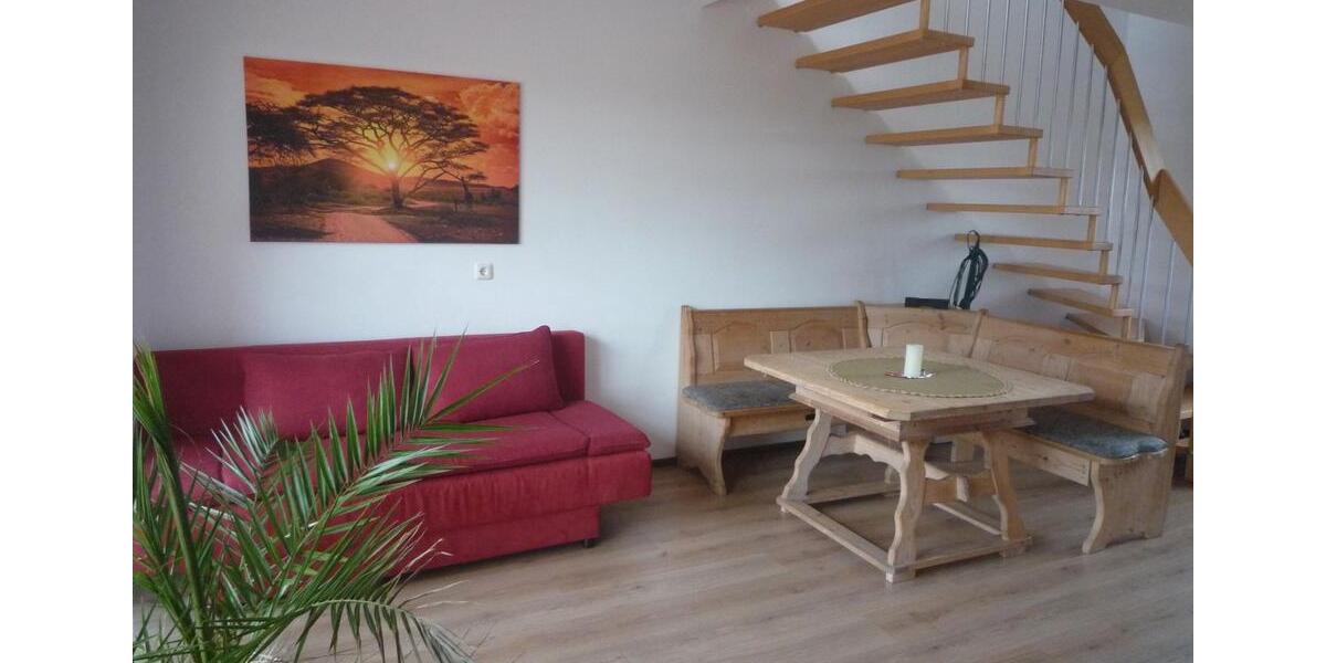 Etagenwohnung Adlkofen - 4 Zimmer, 65 m&sup2;, 300&euro; | Angebot:26120696