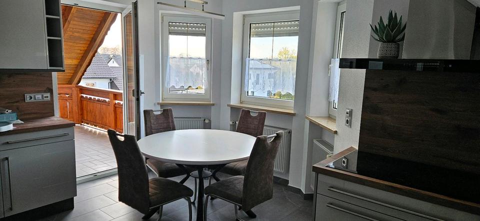 Dachgeschoßwohnung Buttenwiesen - 3 Zimmer, 72 m&sup2;, 1.000&euro; | Angebot:24400878