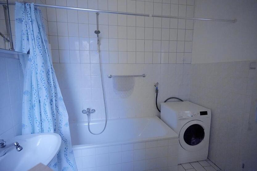 Gemütlich vollmöblierte 3-Z-Whg mit WLAN+Elektro-Kamin HAWK+Uni