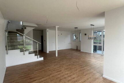 Haus Rümmelsheim - 6 Zimmer, 182 m&sup2;, 2.000&euro; | Angebot:26155652