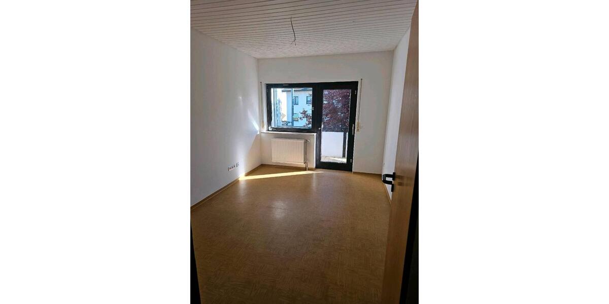 Reihenhaus Massenbachhausen - 3 Zimmer, 120 m&sup2;, 1.400&euro; | Angebot:26401960