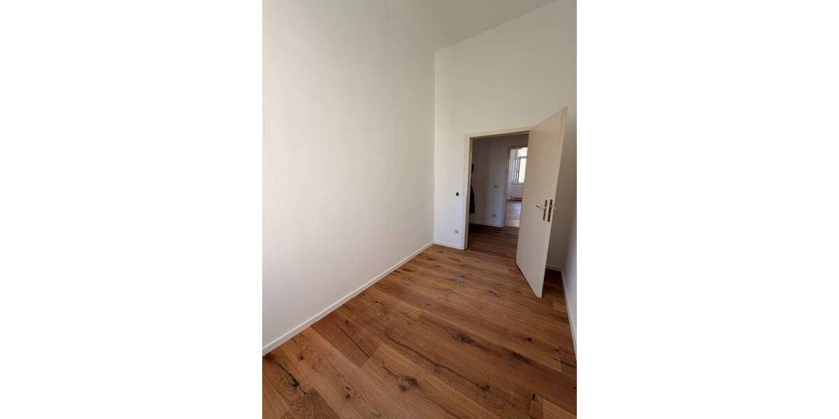 Etagenwohnung Fürth Innenstadt - 4 Zimmer, 90 m&sup2;, 980&euro; | Angebot:26751025