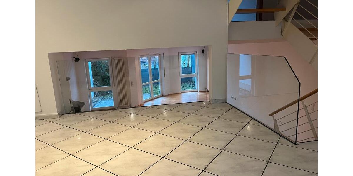 Reihenhaus Otterberg - 6 Zimmer, 190 m&sup2;, 1.750&euro; | Angebot:25257160