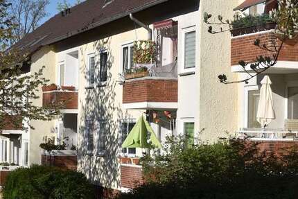 Wohnung zum Mieten in Wolfsburg 270,51 € 29.34 m² 1 zimmer