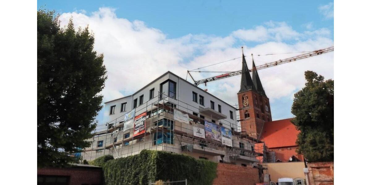 Erdgeschoßwohnung Stendal - 4 Zimmer, 100 m&sup2;, 1.250&euro; | Angebot:25304900