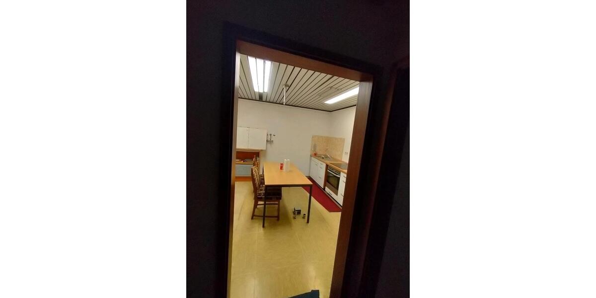 Wohnen auf Zeit Mülheim an der Ruhr - 4 Zimmer, 85 m&sup2;, 330&euro; | Angebot:25895376