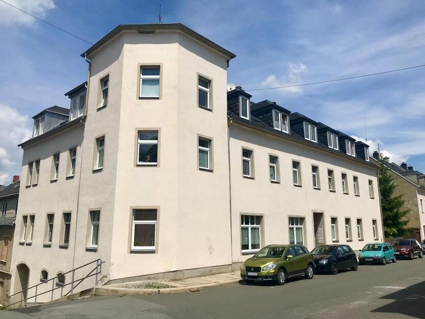 Großzügige 3,5-4 Raum WE mit halboffener Küche, Tageslichtbad und Kaminanschluss zentraler Lage in Annaberg-Buchholz