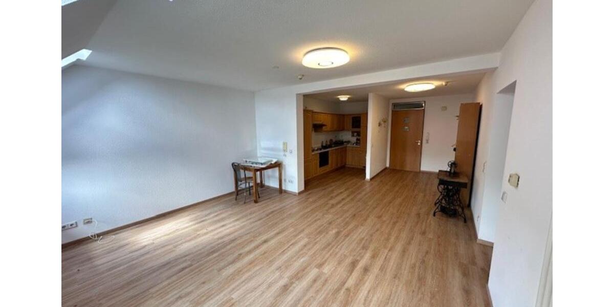 Dachgeschoßwohnung Blieskastel - 1 Zimmer, 55 m&sup2;, 715&euro; | Angebot:25292496