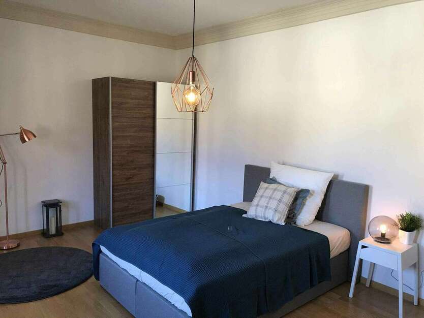 WG-Zimmer in Stuttgart 515 € 25 m² zimmer