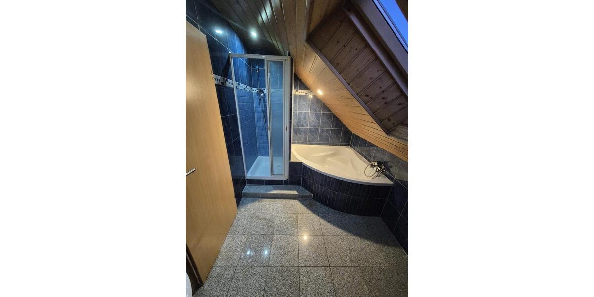 Dachgeschoßwohnung Inzigkofen - 4 Zimmer, 80 m&sup2;, 900&euro; | Angebot:26546742