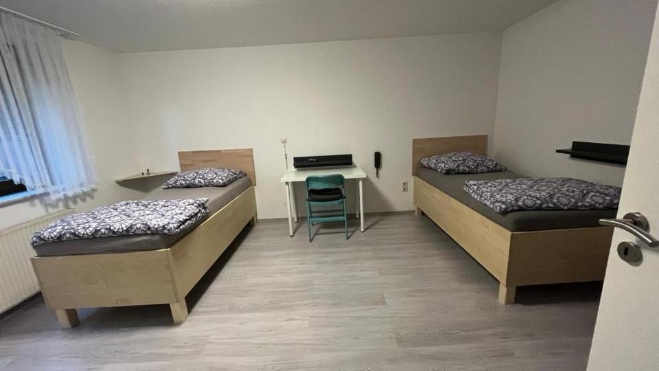 Wohnen auf Zeit Erbach - 5 Zimmer, 120 m&sup2;, 22&euro; | Angebot:25963245