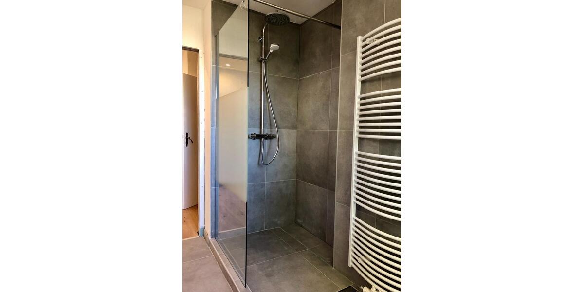 Etagenwohnung Mönchengladbach - 3 Zimmer, 90 m&sup2;, 900&euro; | Angebot:26423169