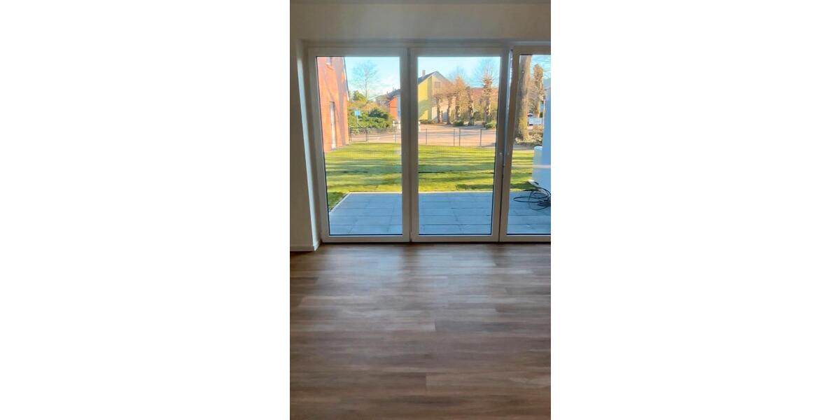 Doppelhaushälfte Hude (Oldenburg) - 4 Zimmer, 107 m&sup2;, 1.640&euro; | Angebot:24704458