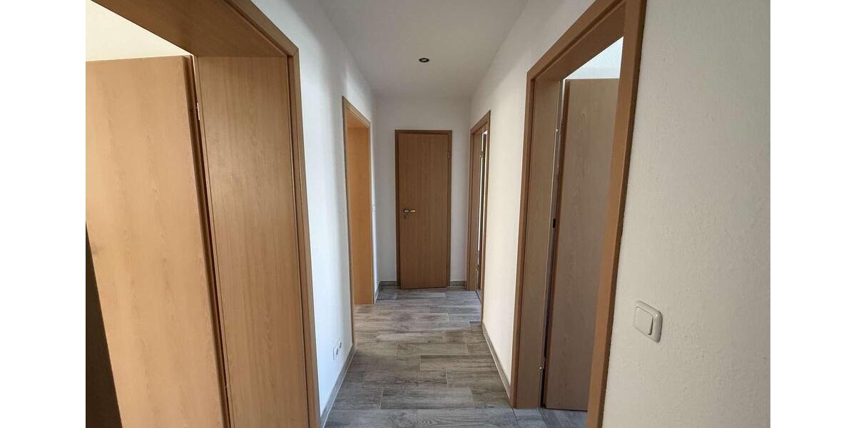 Erdgeschoßwohnung Brandenburg an der Havel Bahnhofsvorstadt - 2 Zimmer, 76 m&sup2;, 831&euro; | Angebot:26645556