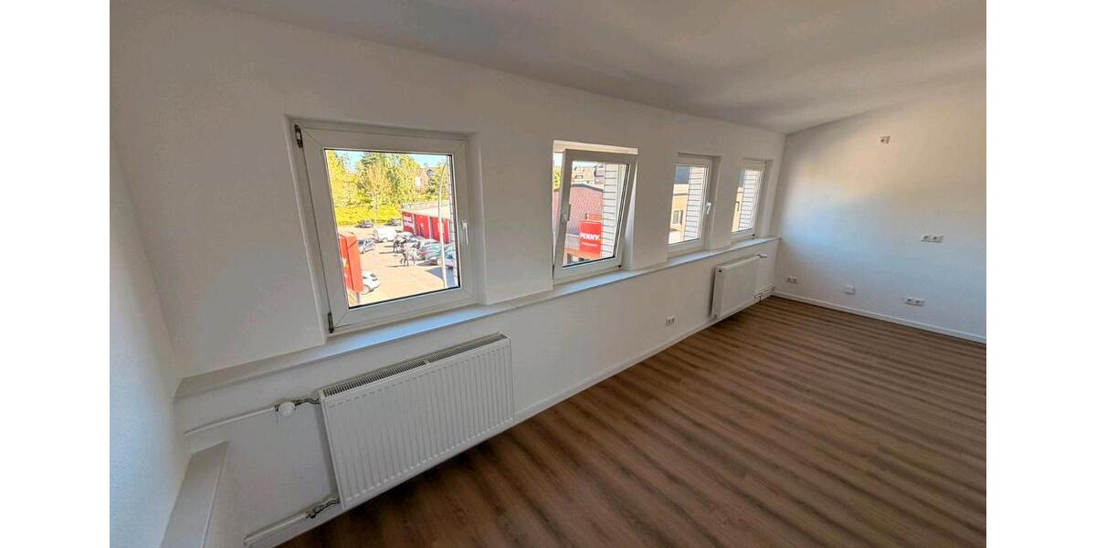 Dachgeschoßwohnung Würselen - 3 Zimmer, 68 m&sup2;, 980&euro; | Angebot:26635271