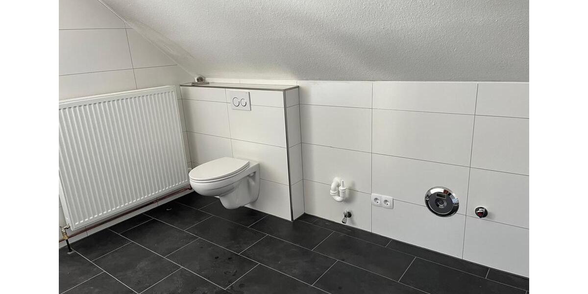 Etagenwohnung Beverungen - 3 Zimmer, 100 m&sup2;, 490&euro; | Angebot:24744827