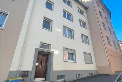 Renovierte helle 3 Zimmer Dachgeschoss Wohnung mit Aussicht 3 zimmer