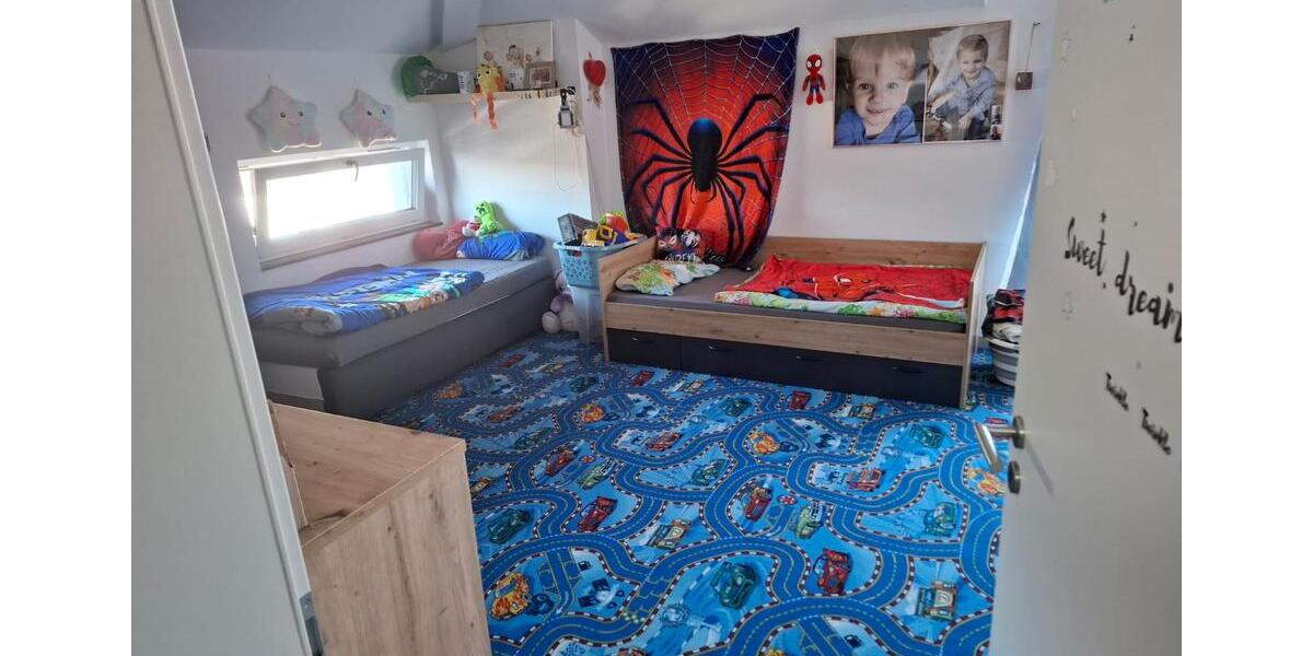 Dachgeschoßwohnung Erlenbach am Main - 5 Zimmer, 139 m&sup2;, 1.900&euro; | Angebot:26424663