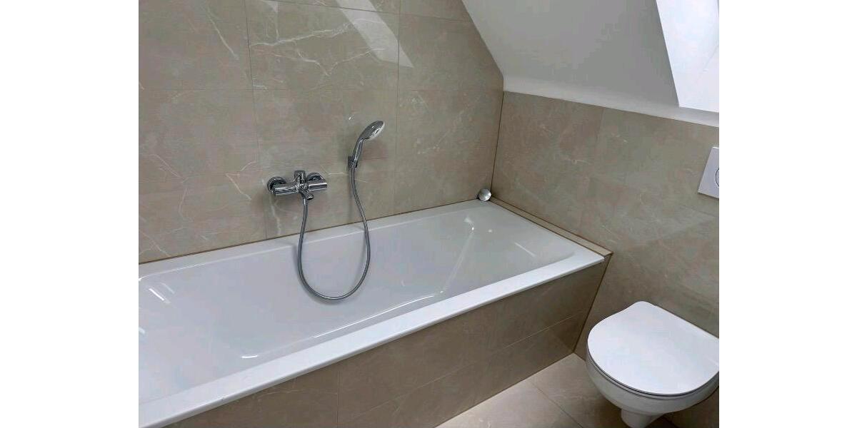 Dachgeschoßwohnung Sankt Augustin - 4 Zimmer, 65 m&sup2;, 950&euro; | Angebot:26222268