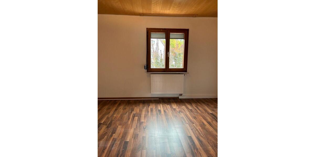 Etagenwohnung Esslingen am Neckar Oberesslingen - 2 Zimmer, 60 m&sup2;, 940&euro; | Angebot:26050702
