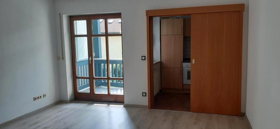 3 Zimmer Wohnung 60 m² inkl. TG und Keller
