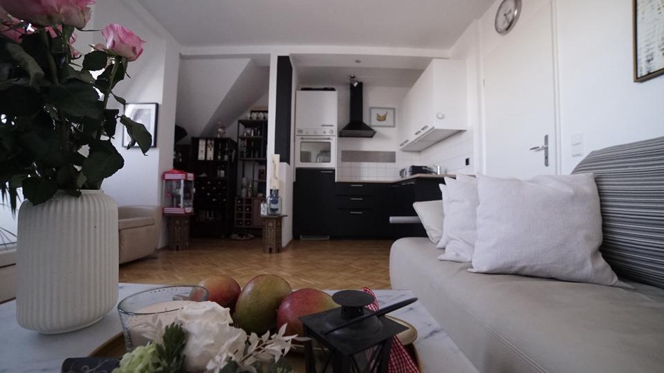 Einfamilienhaus München Schwabing-Freimann - 2.5 Zimmer, 60 m&sup2;, 2.149&euro; | Angebot:26636857